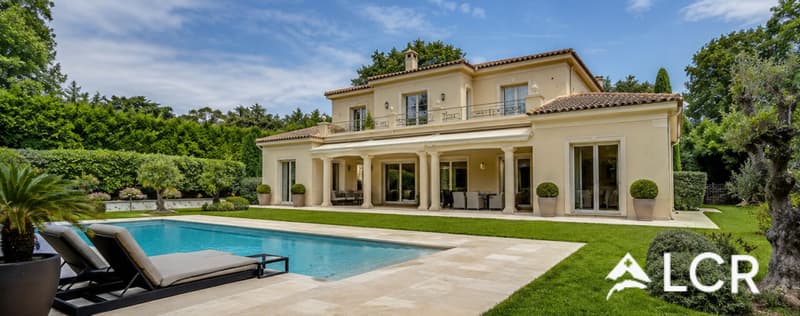 Prächtige 10-Zimmer-Villa mit 6 Schlafzimmern - Garten mit Pool (1)