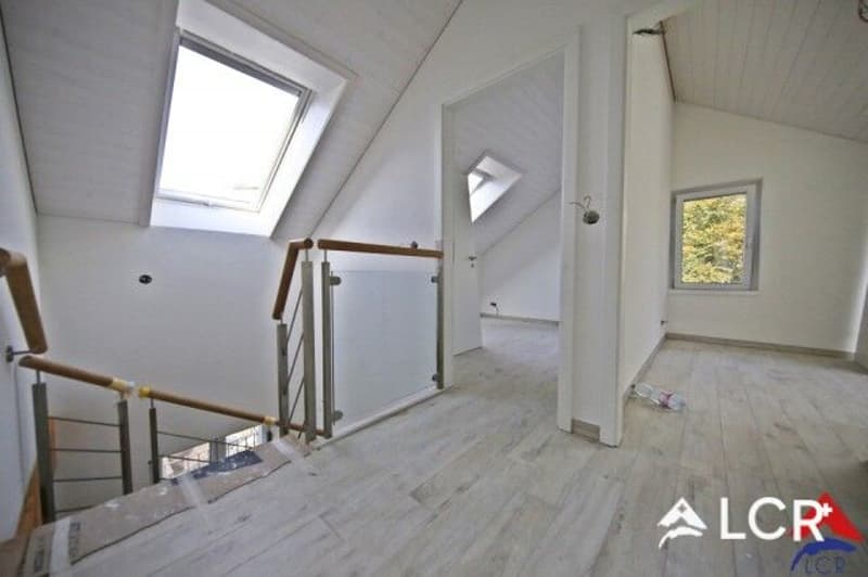 Bello appartamento con 5.5 locali / 4 camere da letto / 2 bagni / 2 balconi (8)