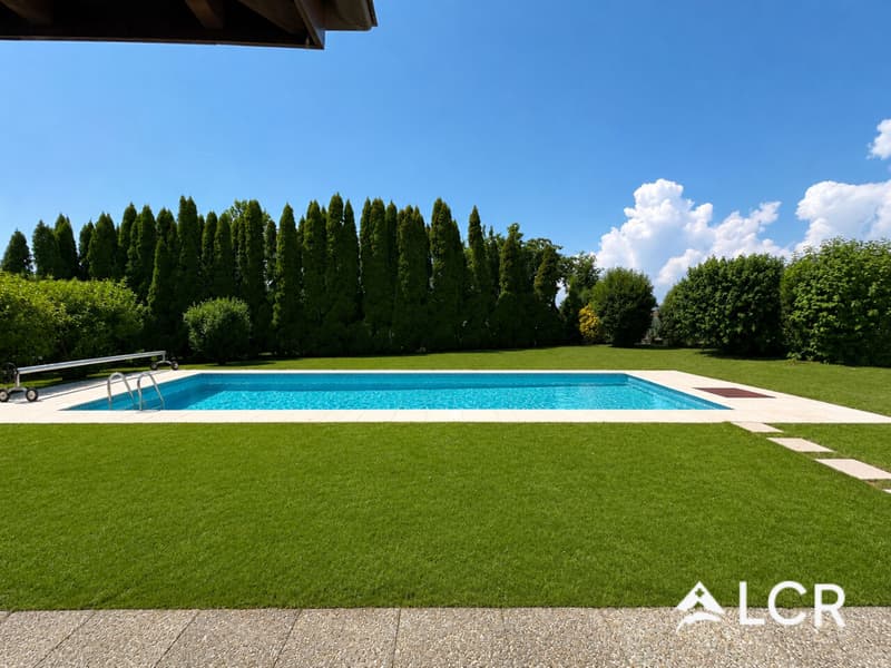 Beautiful 6.5-room family villa (2)