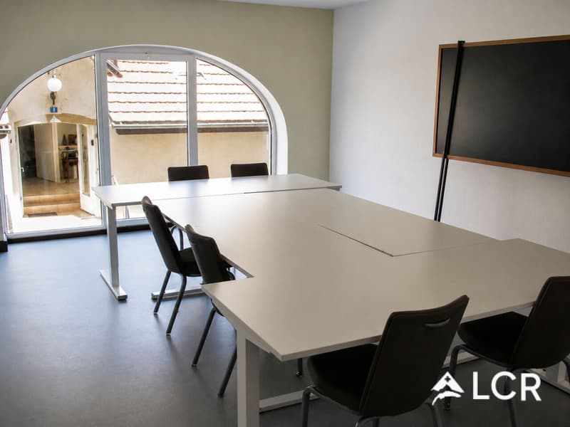 217m² Raum im ehemaligen Reitstall von Schloss Vaumarcus (6)