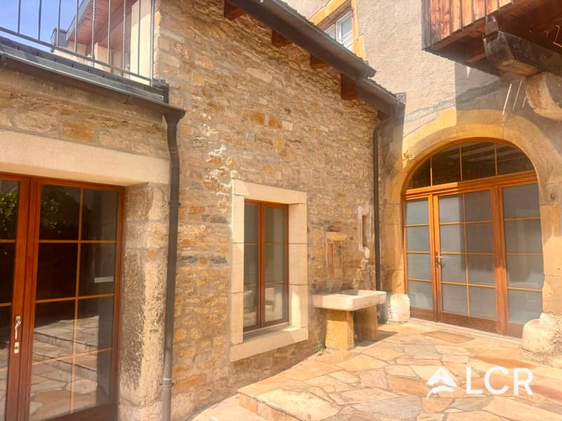À louer - Appartement de 3.5 pièces avec terrasse dans une bâtisse de caractère à Corcelles (NE) (1)