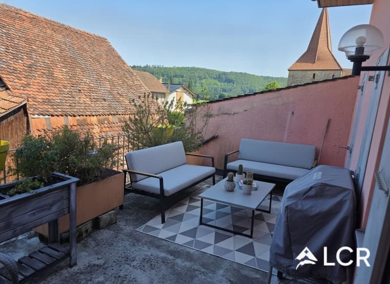 In affitto - Ampio duplex di 4.5 locali con vista libera a Landeron (NE) (8)
