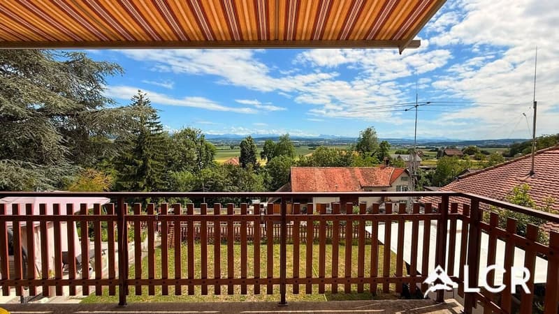 Bello appartamento di 4.5 locali a Grandcour (9)