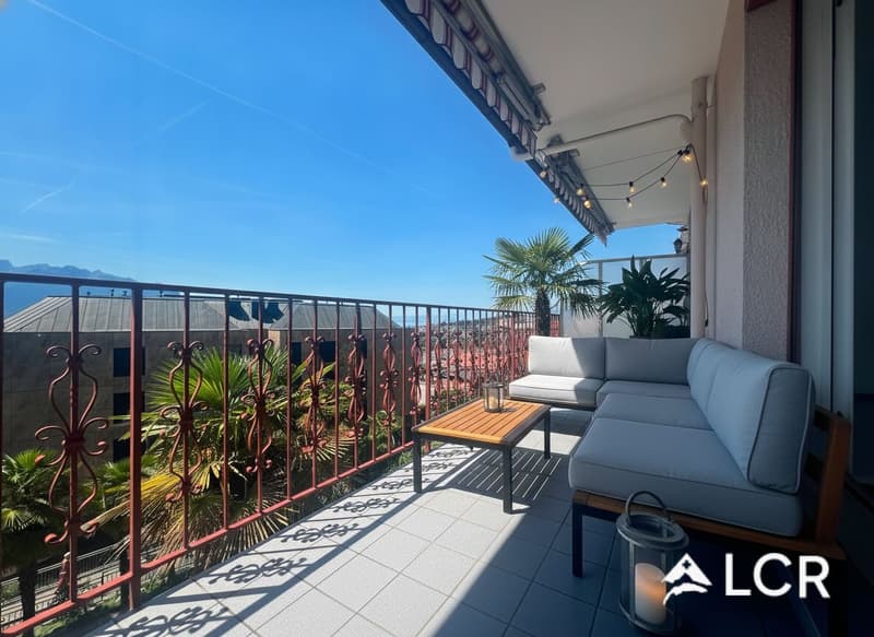 Prächtige 5.5-Zimmer-Wohnung / 3 Schlafzimmer / 1 Badezimmer / 1 Balkon mit atemberaubendem Blick auf den See / DANKE für das sorgfältige Lesen des Textes (2)