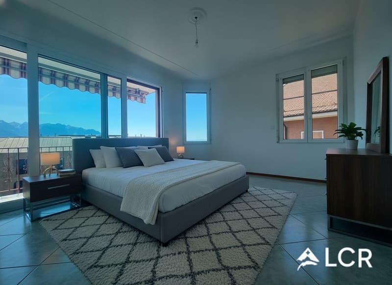 Prächtige 5.5-Zimmer-Wohnung / 3 Schlafzimmer / 1 Badezimmer / 1 Balkon mit atemberaubendem Blick auf den See / DANKE für das sorgfältige Lesen des Textes (8)