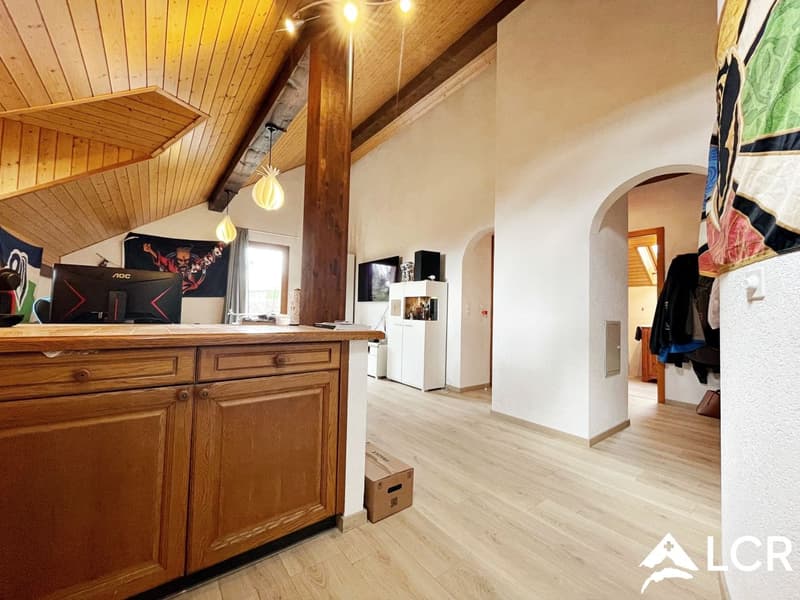 Joli appartement de 2.5 pièces avec balcon au calme à Marchissy (4)