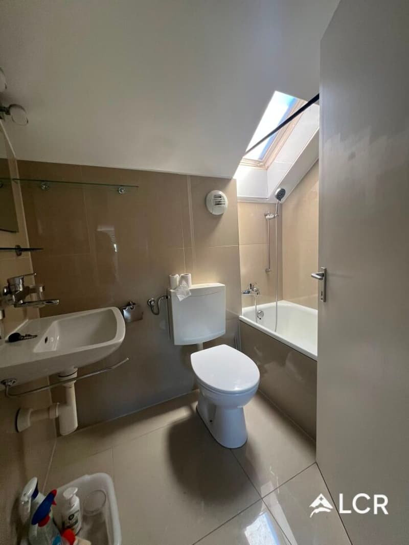 Belle maison individuelle de 6 pièces / 4 CHB / 2 SDB /3 Places de parc / borne de recharge électrique (10)