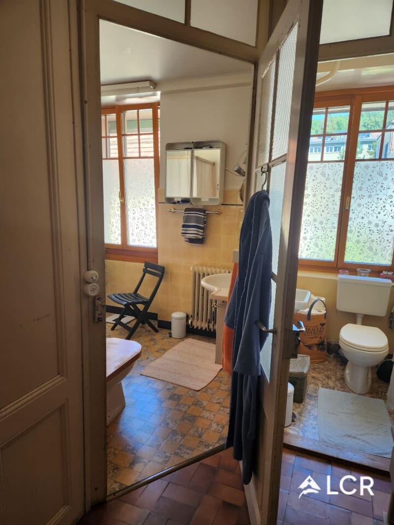 Bel appartement de 5.5P / 4 CHB / SDB / Veranda (6)