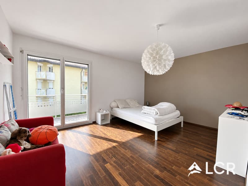 Magnifique appartement meublé de 4,5 pièces - Terrasse - Vue lac (12)