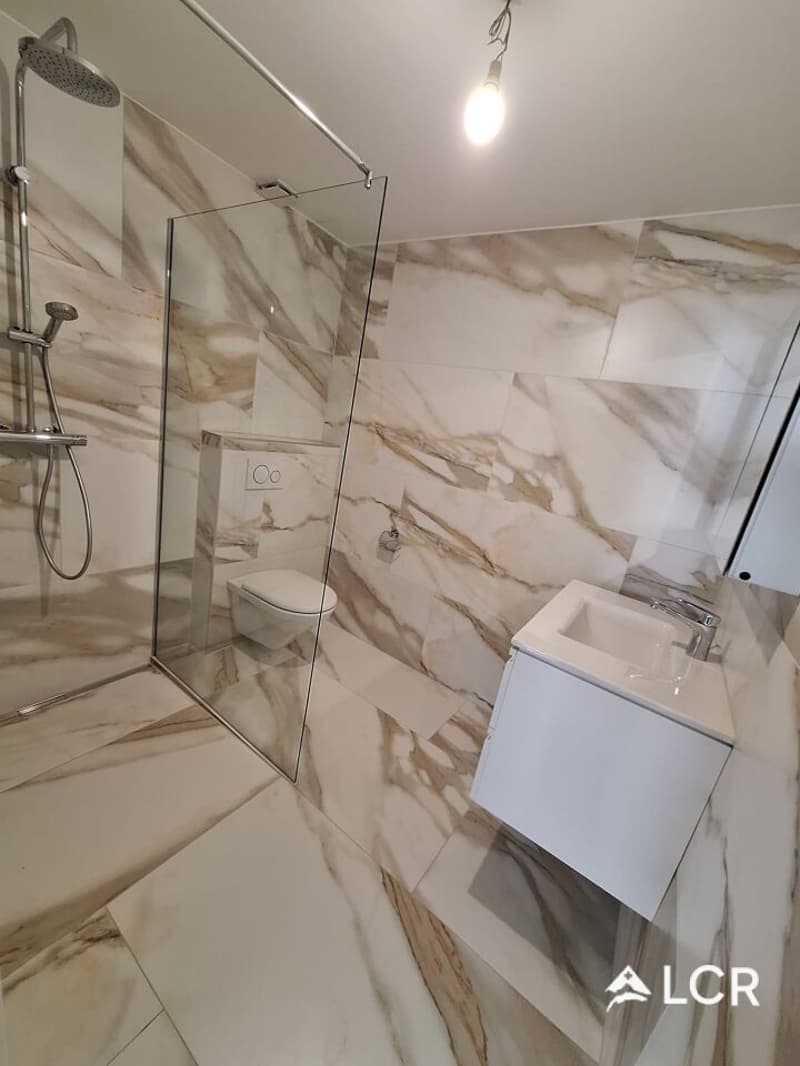 Magnifique appartement de 4.5P / 3 CHB / 2 SDB / 1 balcon / 2 places de parc (4)