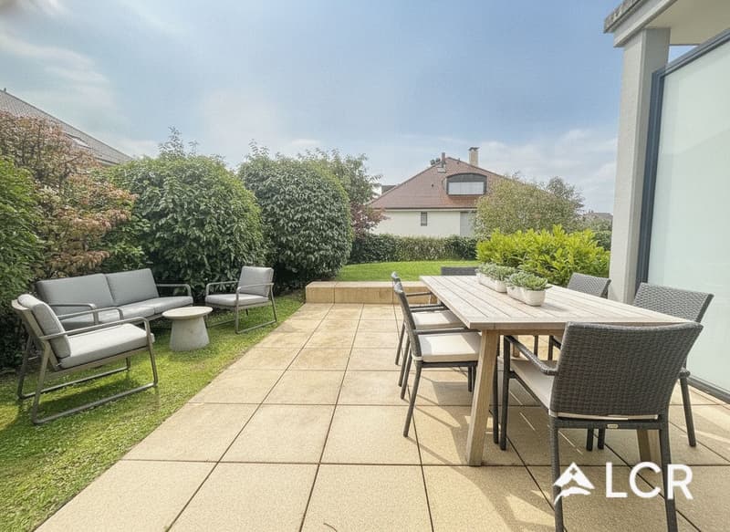 Magnifique 3,5 pièces meublé avec terrasse et petit jardin (8)