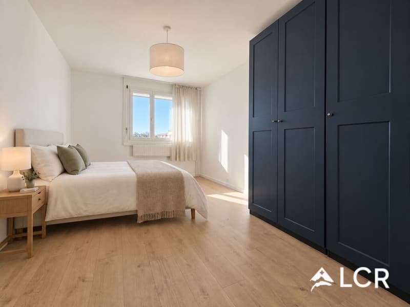 Bel appartement rénové de 4.5 pièces au coeur d'un secteur prisé / 3 CHB / 1 SDB / 1 Terrasse (4)