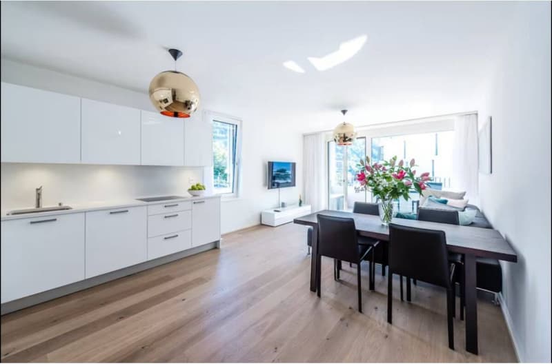 Bel appartement de standing de 3.5p meublé à Montreux avec vue au lac (4)