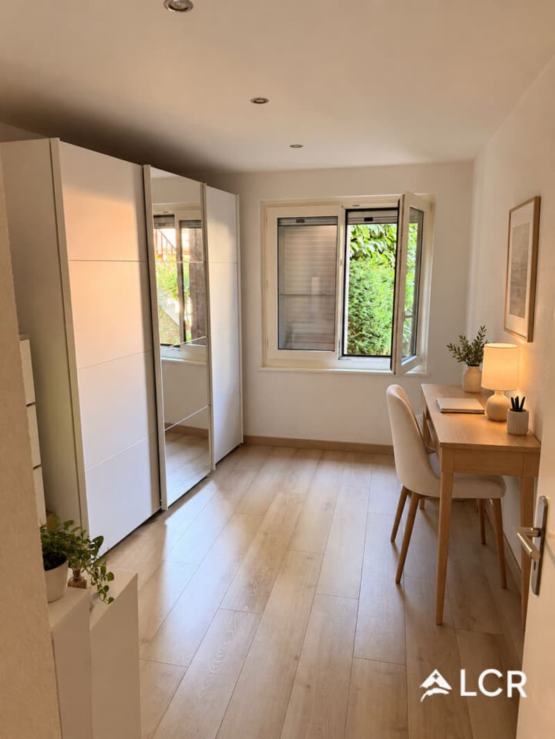 Bel appartement de 6p à Bernex (4)