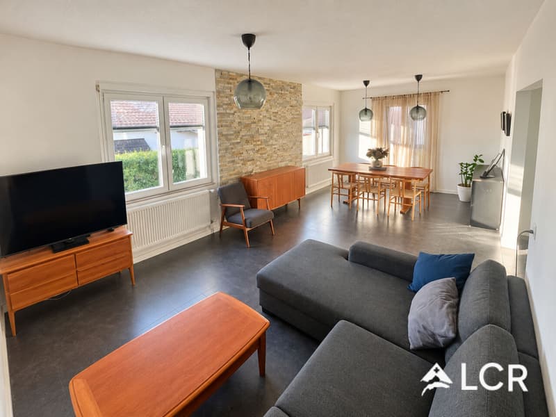 Bel appartement de 6.5p à Chézard-st-Martin (1)