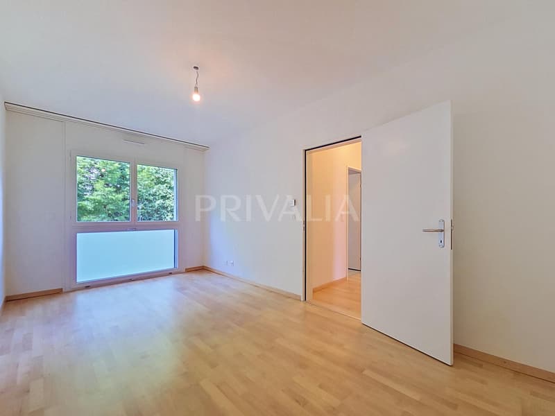 Magnificent apartment on the upper ground floor in a high-end residence (7)