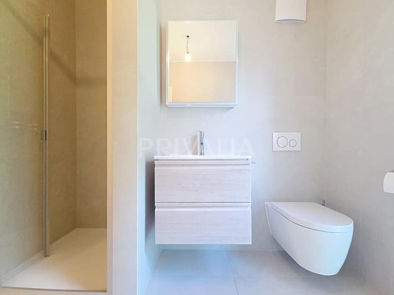 Magnificent apartment on the upper ground floor in a high-end residence (8)