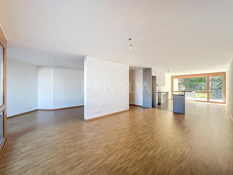 Beautiful crossing apartment close to international organizations (1)