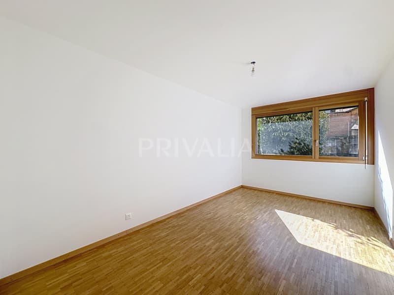 Beautiful crossing apartment close to international organizations (2)
