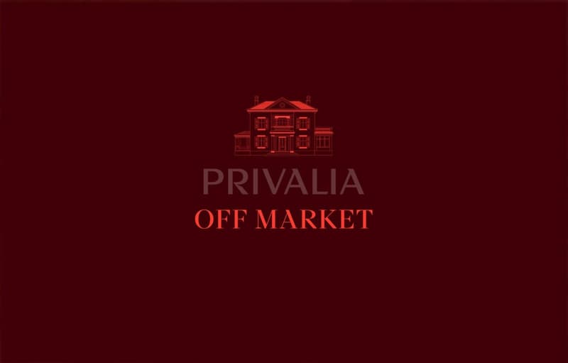 Off-market: Exceptional villa with unobstructed view of the lake (1)