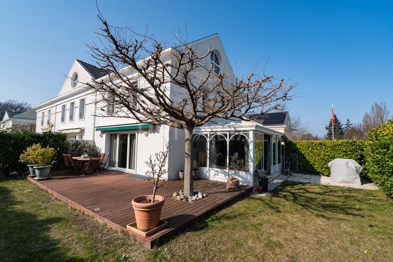 Bella casa a schiera con tetto a due spioventi e giardino esposto a sud (10)