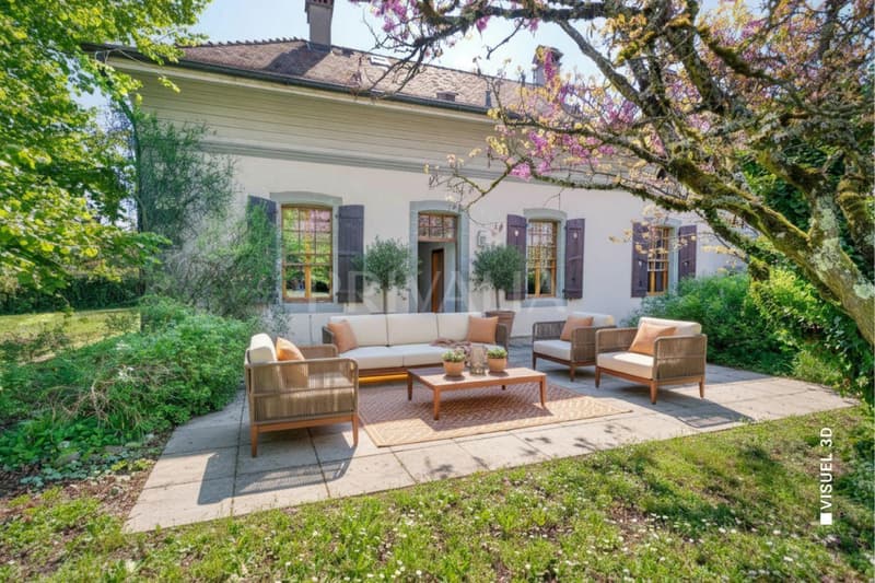 Beautiful character house in the heart of Cartigny village (1)