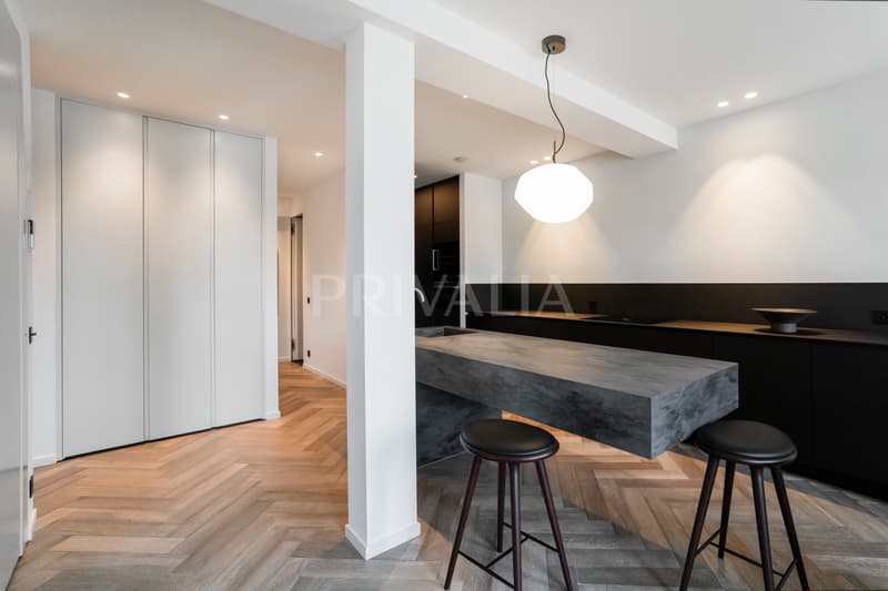 Unico: Sublime appartamento di lusso arredato in stile design e alta gamma (4)