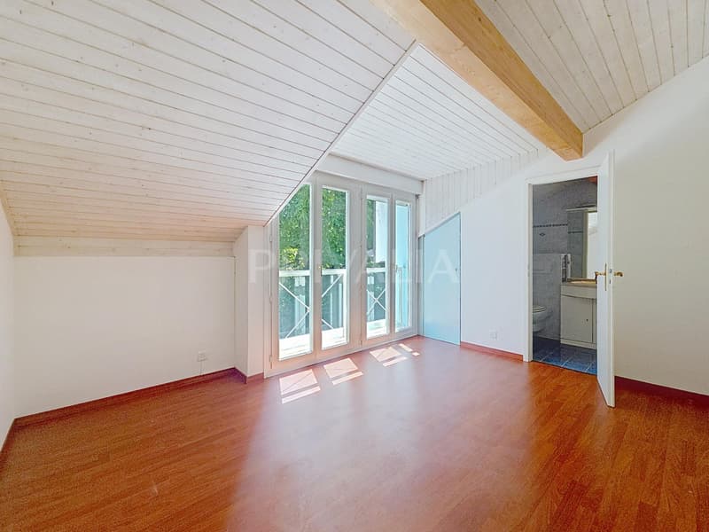 Charmanter Reihenhaus in einem Wohnviertel (7)