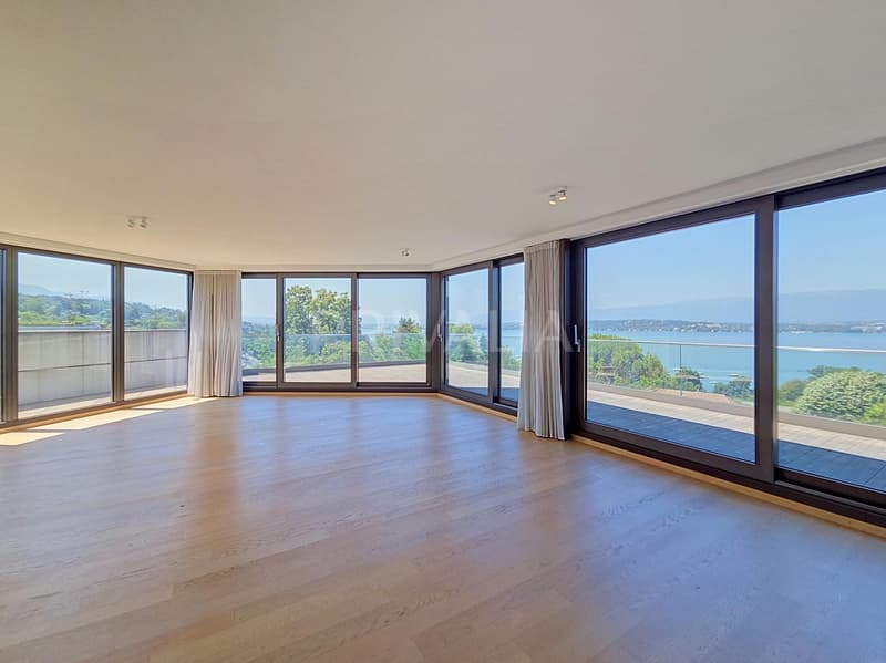Eccezionale attico in duplex con vista panoramica sul lago e le montagne (2)