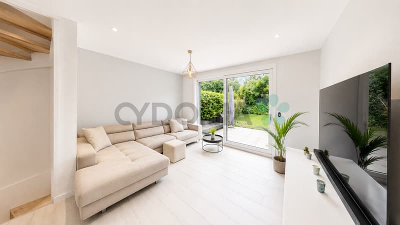 Beautiful semi-detached house with a surface area of 135 m², spread over three floors, in a residential area of Aire. (3)