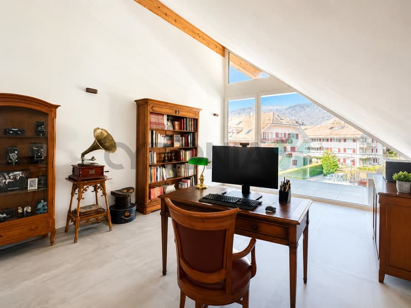 EN EXCLUSIVITÉ Attique d'exception en duplex de plus de 275m² A 15 minutes de Nyon (4)