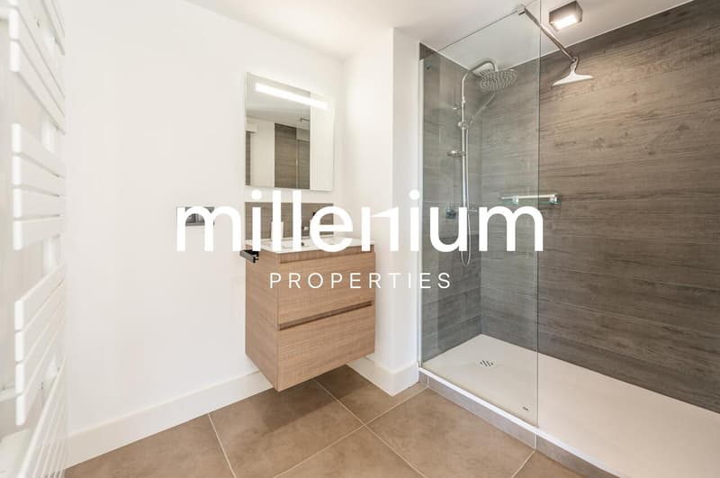 Bellissima villa contemporanea ad Annecy (11)