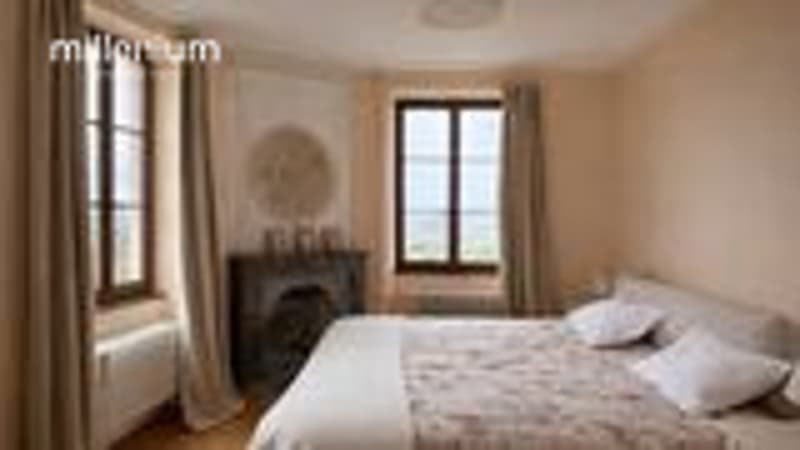 Superba Villa di carattere con vista lago (7)