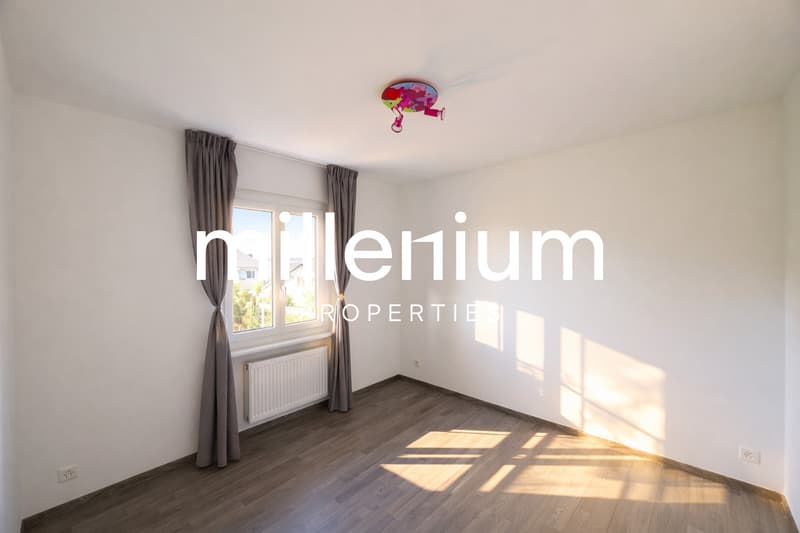 Belle maison 8P avec piscine à Onex (12)