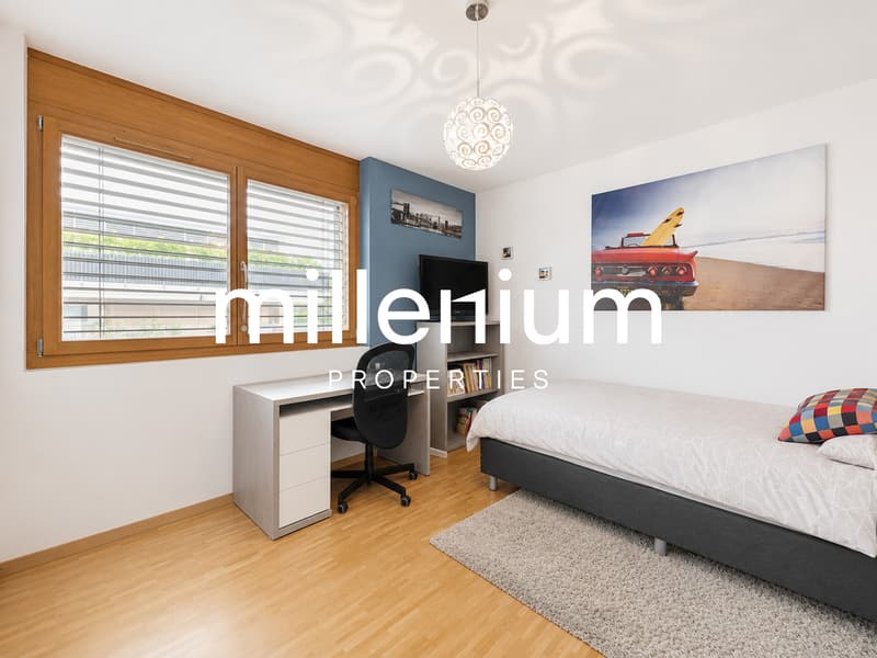 Prächtige möblierte 4-Zimmer-Wohnung mit Terrasse (7)