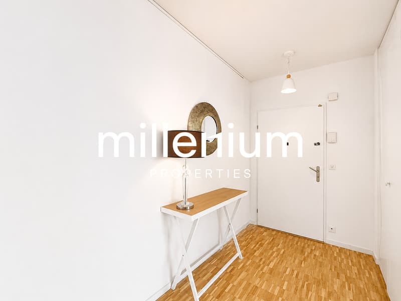 Prächtige 4-Zimmer-Wohnung mit Möbeln und atemberaubendem Blick auf den Rhône (3)