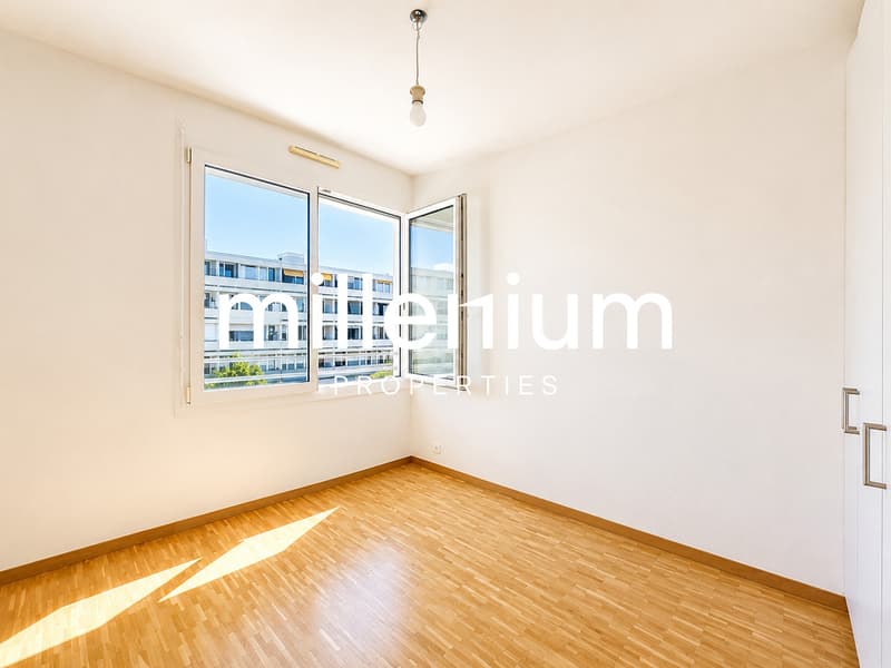 Familienwohnung mit 5 Zimmern, Terrasse und Elternschlafzimmer (12)