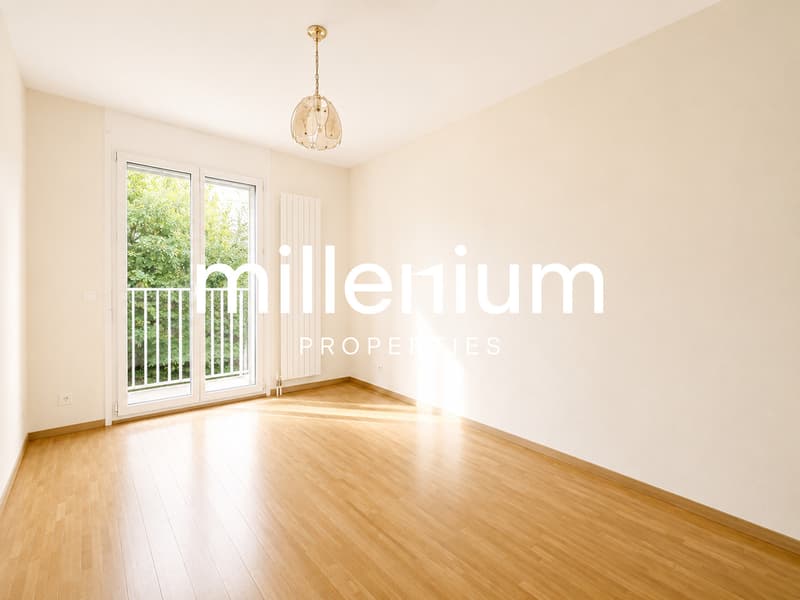 Appartement familial avec balcons au coeur de Bernex (3)