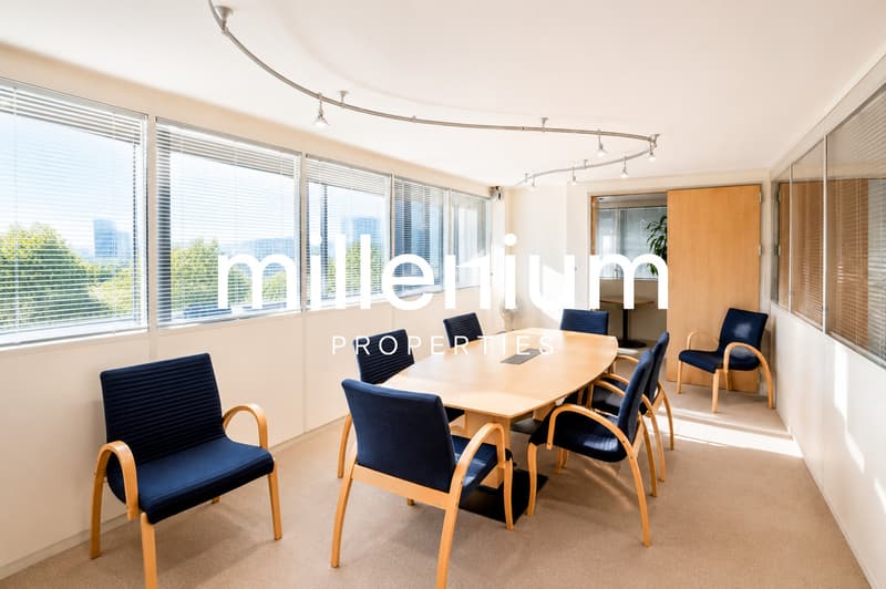 Business Center Premium - Bureaux d'Exception avec Vue sur le Lac (1)
