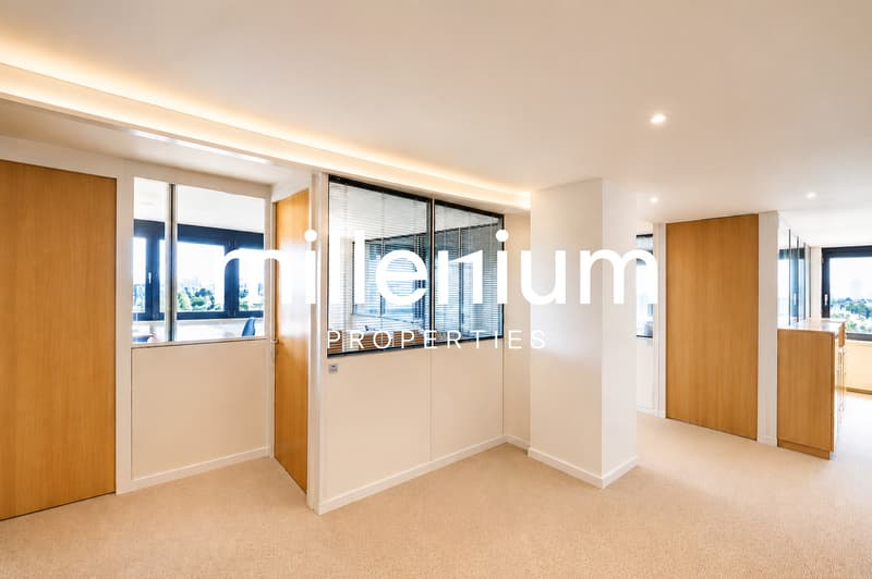 Business center - Espaces de bureaux premium face au lac (7)