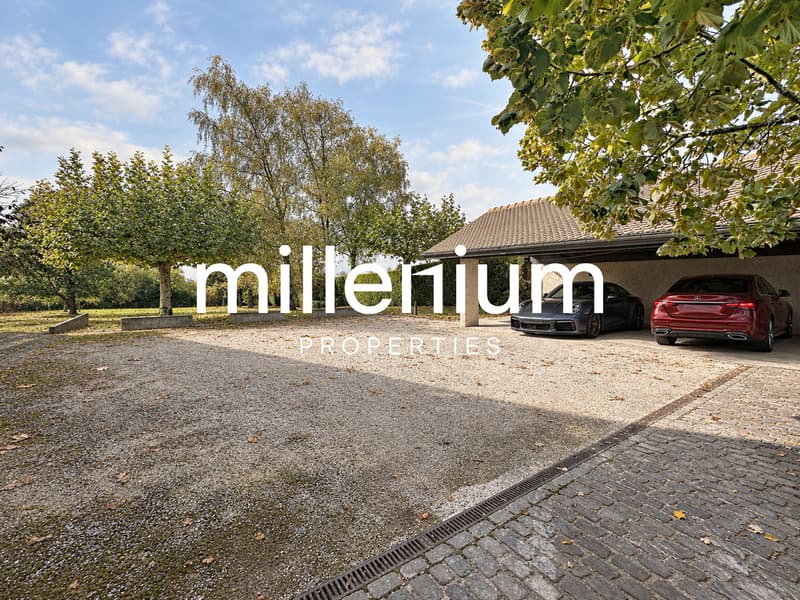 Exceptional 18th-Century Property with Indoor Swimming Pool, Wellness (11)