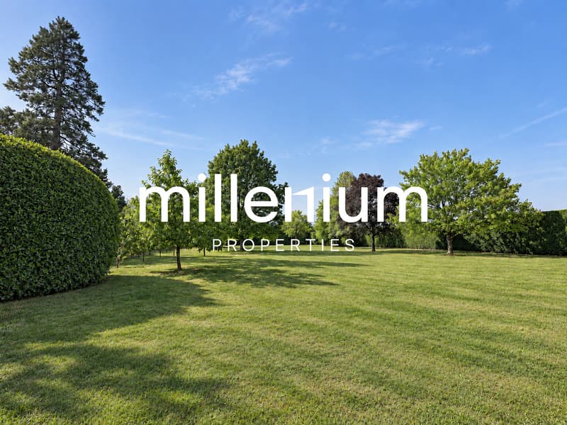 Exceptional 18th-Century Property with Indoor Swimming Pool, Wellness (13)