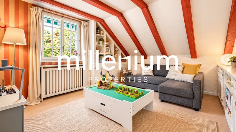Maison de style classique avec piscine au coeur d'un magnifique jardin (13)