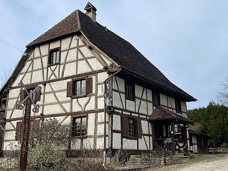 Réf: 11036*** Secteur Leymen / Oltingue: Maison avec restaurant env. 190 m² sur env. 8 ares (13)