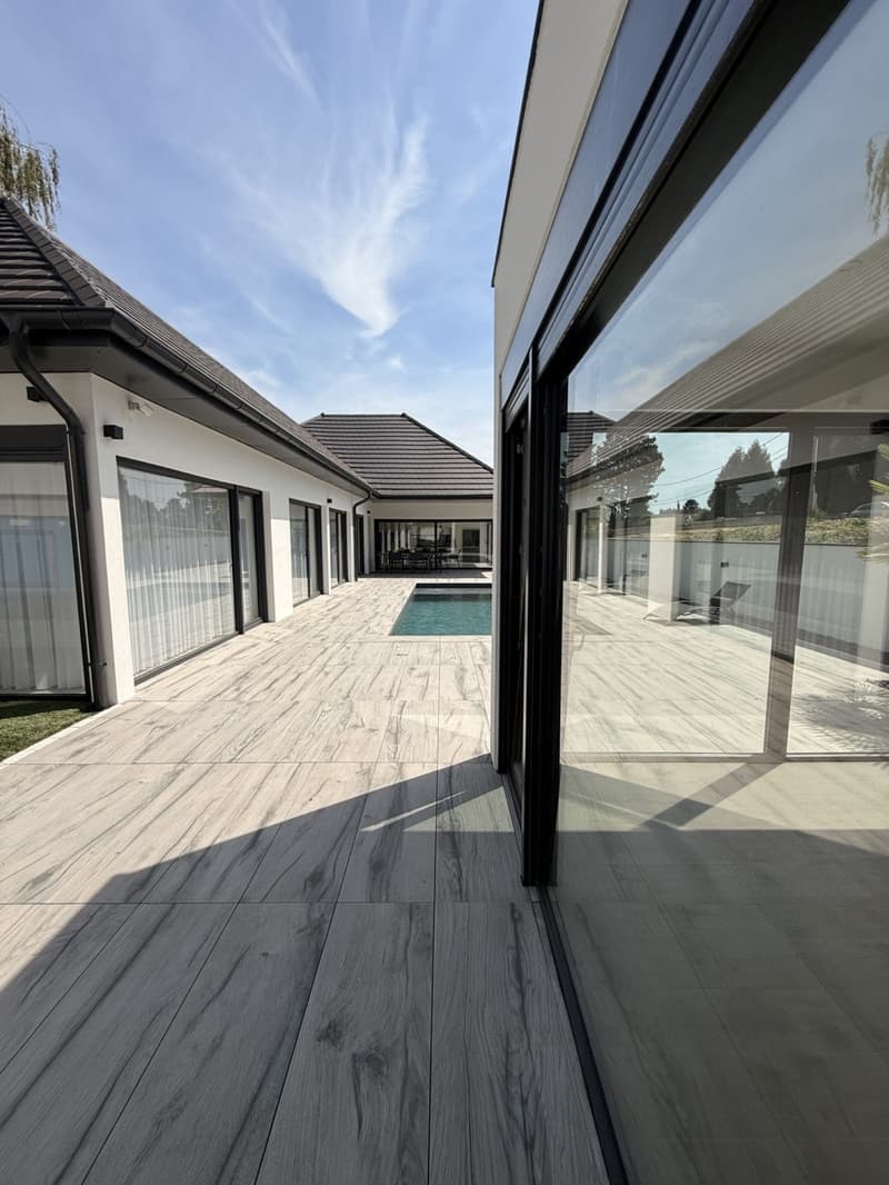 Magnifique villa de luxe neuve env. 190 m², moderne & lumineuse (9)