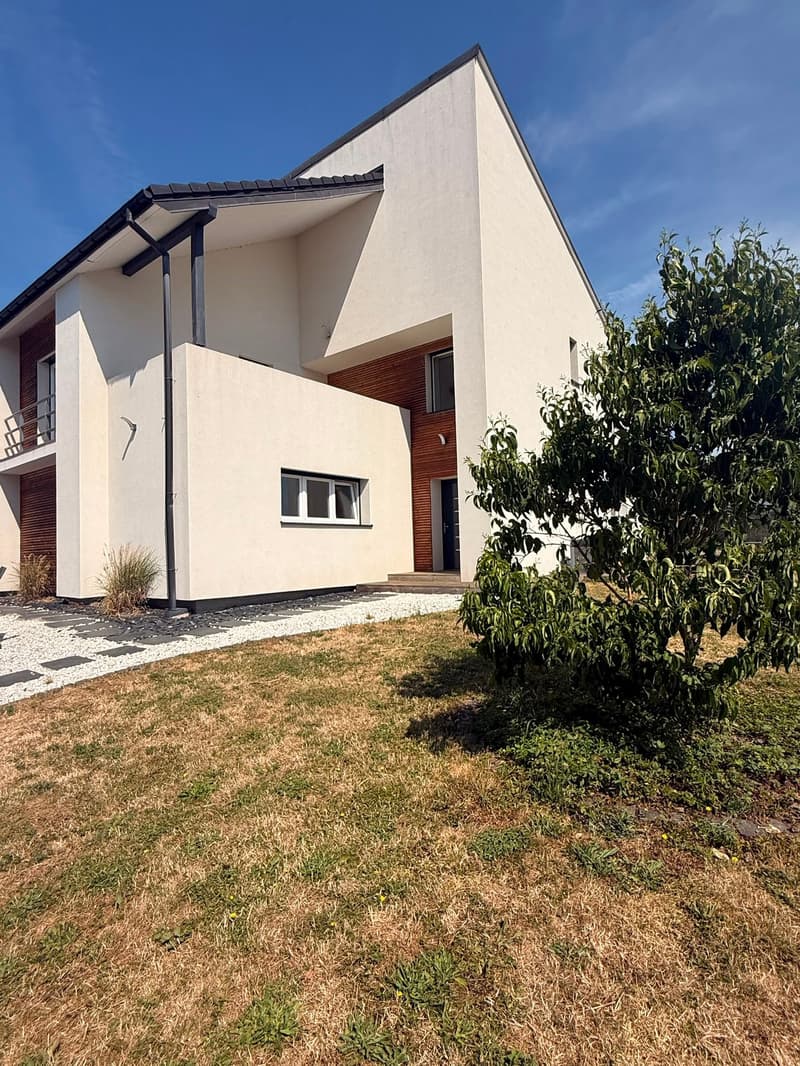 Réf: 11178*** Couronne Sud de Mulhouse: Splendide Villa de classe env. 330 m² (19)
