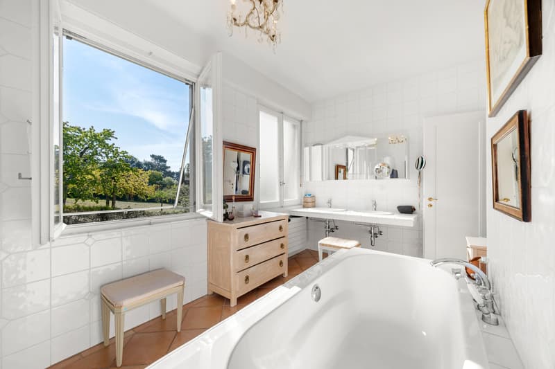 Maison individuelle à proximité du Bourg et du lac (8)