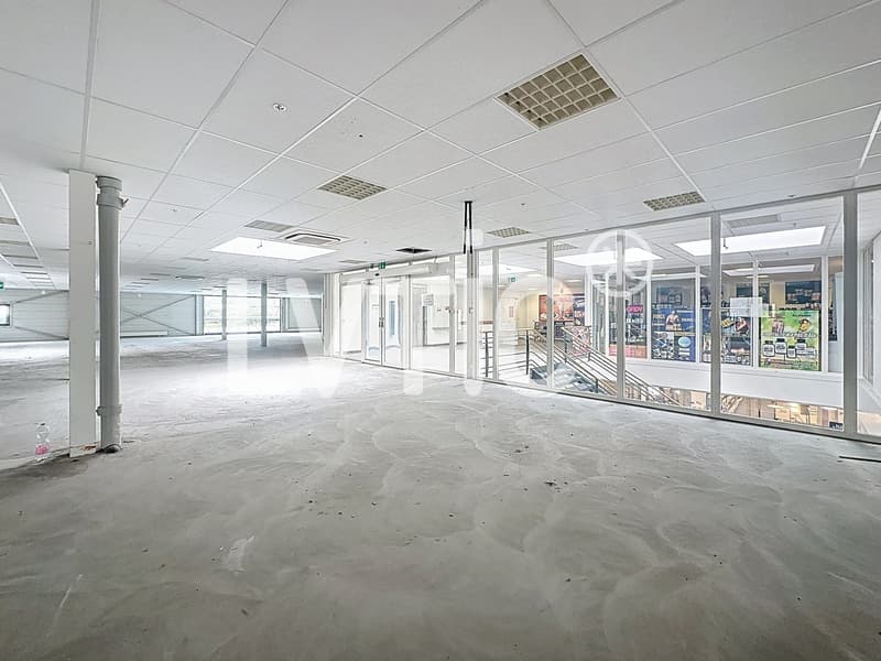 Showroom, Büros, Räume von 1665 m2 teilbar zur Miete in Conthey (11)