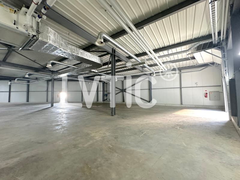 Deposito, laboratorio di 524 m2 in affitto a Villeneuve (3)
