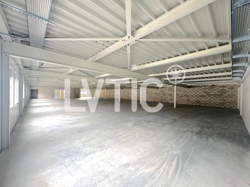 Büroflächen, 565 m2 zu vermieten in Villeneuve (4)